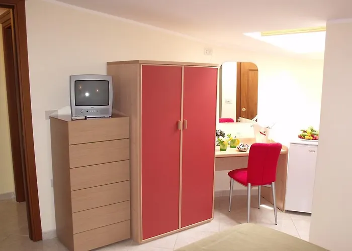 酒店 Ristorante Grace 维博瓦伦蒂亚