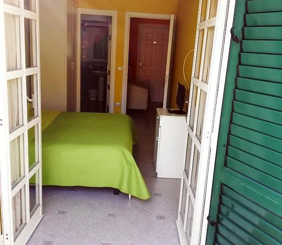 酒店 Ristorante Grace 维博瓦伦蒂亚