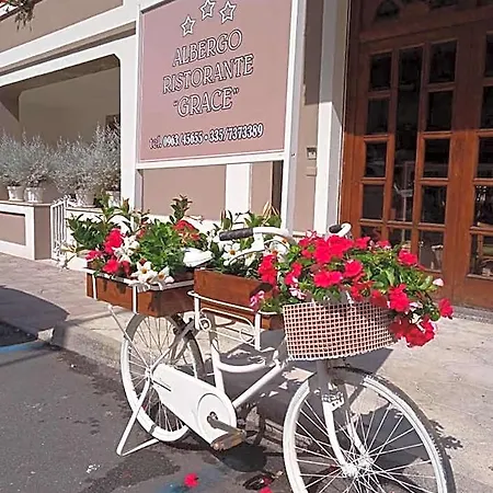 Ristorante Grace فيبو فالينتيا