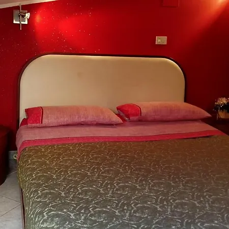 מלון Ristorante Grace 3*